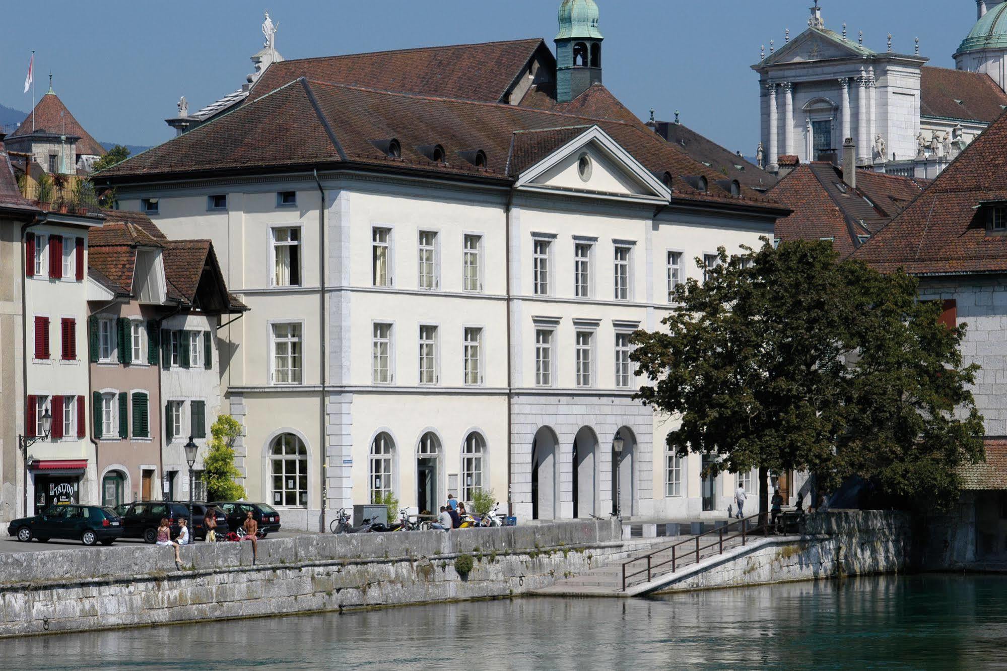 Solothurn Youth Hostel Екстер'єр фото