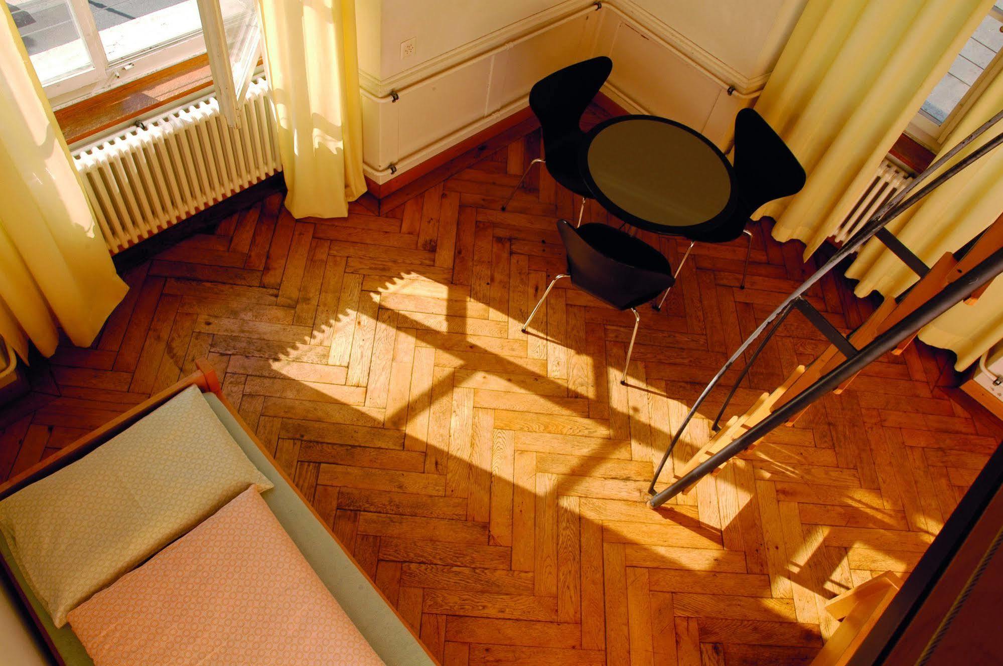 Solothurn Youth Hostel Екстер'єр фото